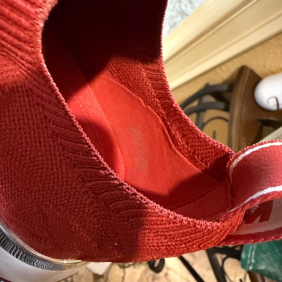 Michael Kors Bodie SlipOns - Size 9M - Picture 2 of 6